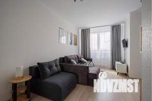 1-к квартира, посуточно, 37м2, 11/24 этаж