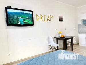 Студия квартира, посуточно, 35м2, 11/25 этаж