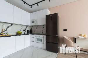 1-к квартира, посуточно, 40м2, 20/32 этаж