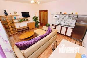 1-к квартира, посуточно, 55м2, 1/1 этаж