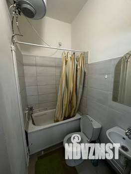 1-к квартира, посуточно, 35м2, 6/15 этаж