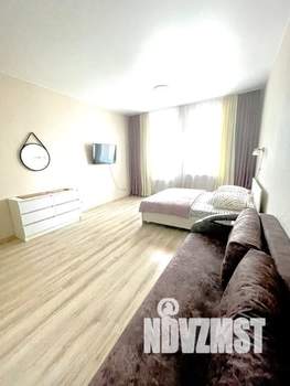 2-к квартира, посуточно, 96м2, 3/8 этаж