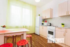 2-к квартира, посуточно, 56м2, 3/7 этаж