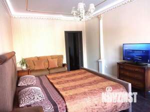 1-к квартира, посуточно, 55м2, 1/1 этаж