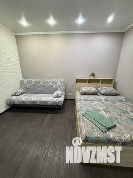 1-к квартира, посуточно, 44м2, 9/16 этаж