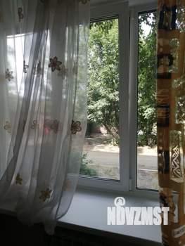 Студия квартира, на длительный срок, 31м2, 1/3 этаж