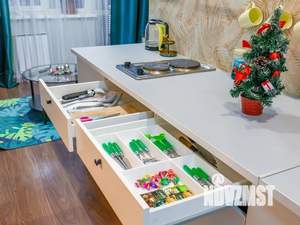 Студия квартира, посуточно, 35м2, 13/16 этаж