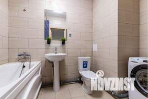 3-к квартира, посуточно, 65м2, 1/25 этаж