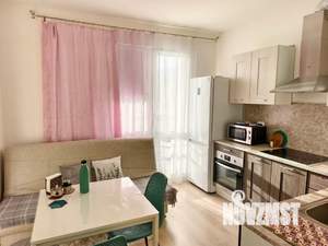 1-к квартира, посуточно, 38м2, 16/24 этаж