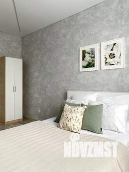1-к квартира, посуточно, 40м2, 7/25 этаж