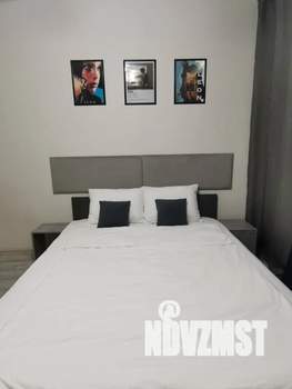 Студия квартира, посуточно, 29м2, 12/25 этаж