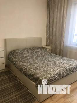 Студия квартира, посуточно, 30м2, 10/25 этаж