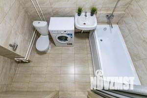 2-к квартира, посуточно, 45м2, 12/35 этаж