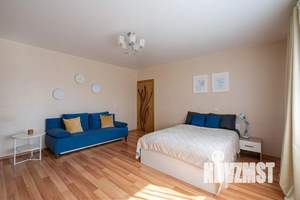 1-к квартира, посуточно, 40м2, 9/16 этаж