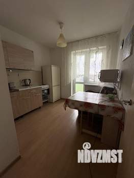 1-к квартира, посуточно, 37м2, 8/15 этаж