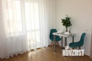 1-к квартира, посуточно, 40м2, 2/8 этаж