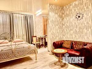 Студия квартира, посуточно, 35м2, 2/4 этаж