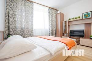 Студия квартира, посуточно, 35м2, 10/16 этаж