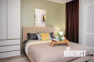 Студия квартира, посуточно, 32м2, 2/18 этаж