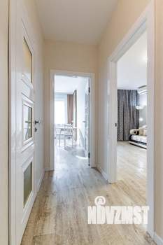 1-к квартира, посуточно, 44м2, 8/32 этаж