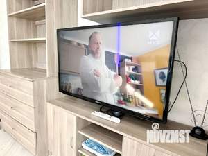 1-к квартира, посуточно, 43м2, 4/25 этаж