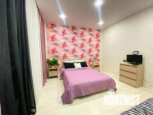 1-к квартира, посуточно, 42м2, 6/35 этаж