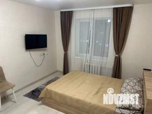 1-к квартира, посуточно, 35м2, 4/9 этаж