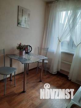 1-к квартира, посуточно, 40м2, 3/12 этаж