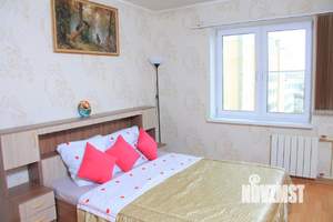 2-к квартира, посуточно, 53м2, 1/1 этаж