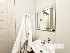 Студия квартира, посуточно, 30м2, 15/25 этаж