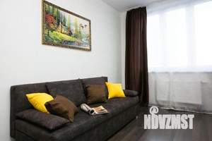 2-к квартира, посуточно, 50м2, 1/1 этаж