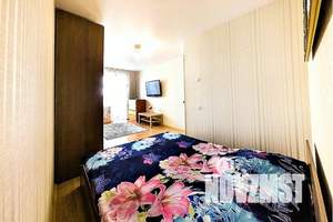 1-к квартира, посуточно, 40м2, 1/12 этаж