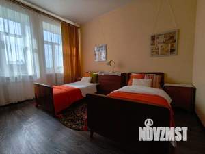 3-к квартира, посуточно, 75м2, 5/5 этаж
