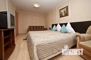 1-к квартира, посуточно, 32м2, 1/1 этаж