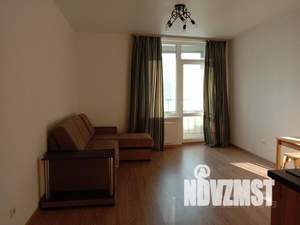 Студия квартира, на длительный срок, 30м2, 17/32 этаж