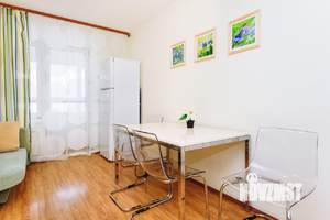 2-к квартира, посуточно, 65м2, 8/17 этаж