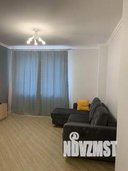 2-к квартира, посуточно, 54м2, 1/1 этаж