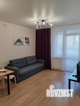 1-к квартира, посуточно, 35м2, 3/25 этаж