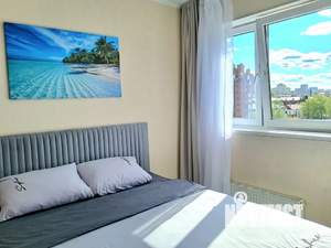 Студия квартира, посуточно, 28м2, 7/17 этаж