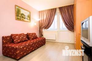 1-к квартира, посуточно, 42м2, 1/1 этаж