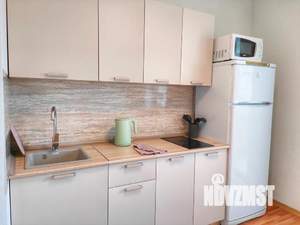 2-к квартира, посуточно, 45м2, 8/17 этаж