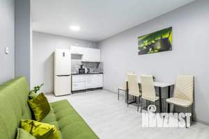 Студия квартира, посуточно, 35м2, 1/23 этаж