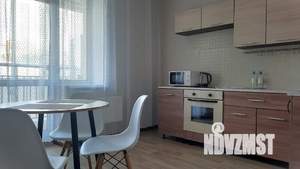 1-к квартира, посуточно, 42м2, 2/18 этаж