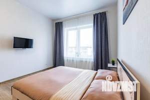 2-к квартира, посуточно, 40м2, 2/25 этаж