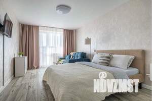1-к квартира, посуточно, 43м2, 13/16 этаж