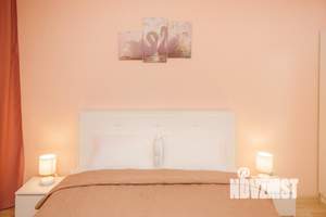 1-к квартира, посуточно, 42м2, 22/35 этаж