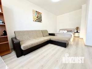 Студия квартира, посуточно, 42м2, 2/25 этаж