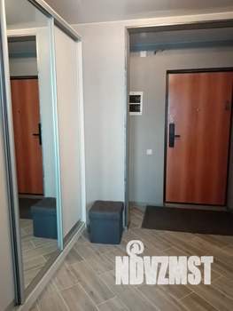 Студия квартира, посуточно, 30м2, 3/17 этаж