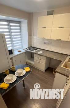 2-к квартира, посуточно, 42м2, 4/5 этаж