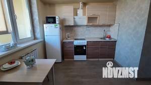 Студия квартира, посуточно, 36м2, 16/17 этаж